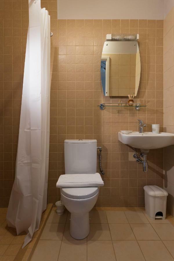 Divas Istabas Appartement Saldus Buitenkant foto
